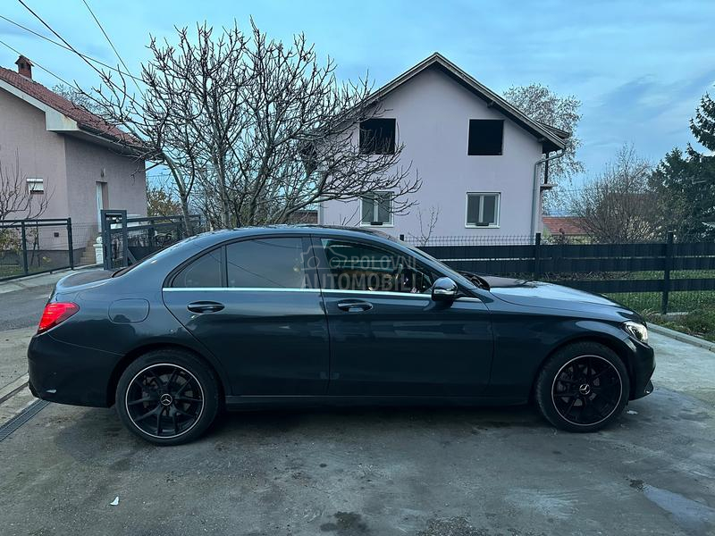 Mercedes Benz C 220 