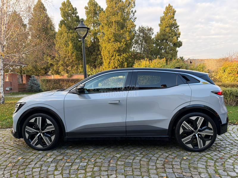 Renault Megane E tech ICONIC