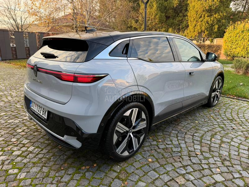 Renault Megane E tech ICONIC