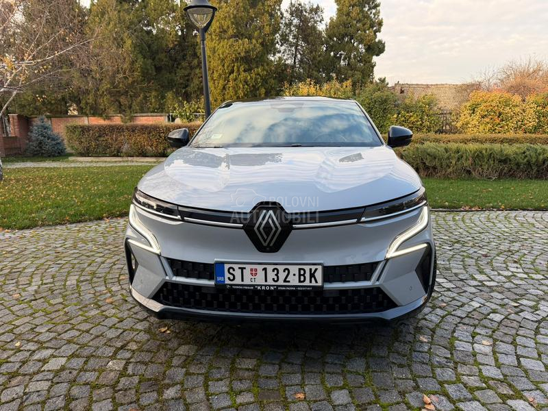 Renault Megane E tech ICONIC