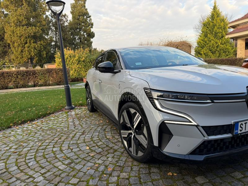Renault Megane E tech ICONIC