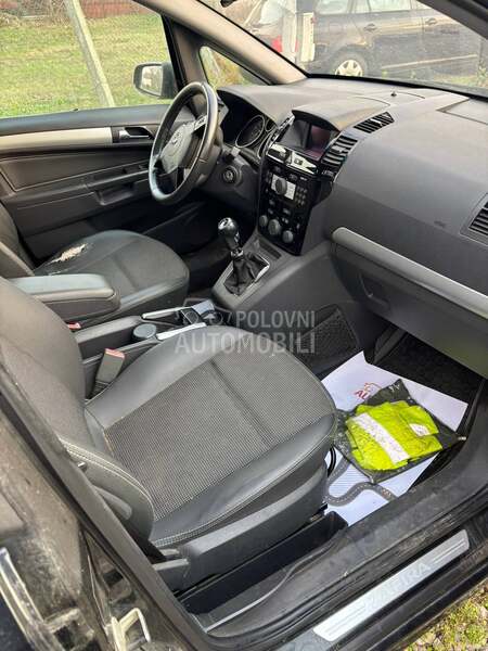 Opel Zafira 1.6 m E t a n