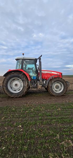 Massey Ferguson 5465