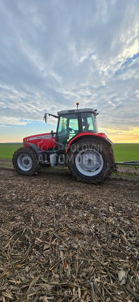 Massey Ferguson 5465