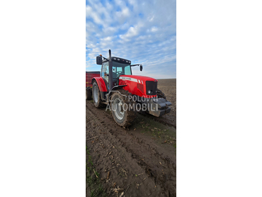 Massey Ferguson 5465