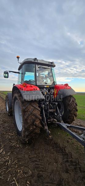 Massey Ferguson 5465