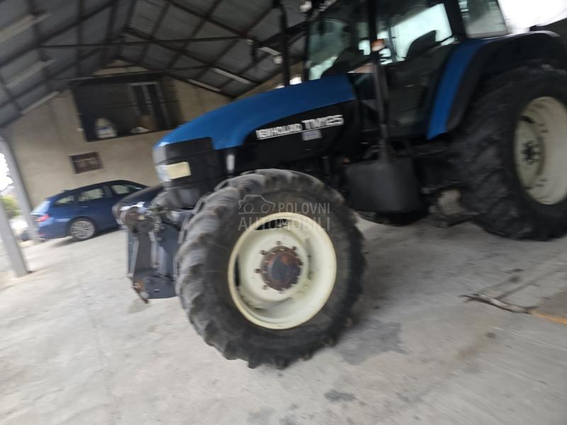 New Holland tm125