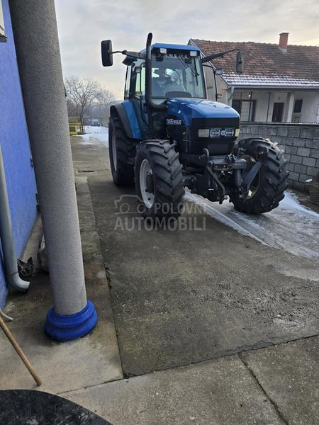 New Holland tm125