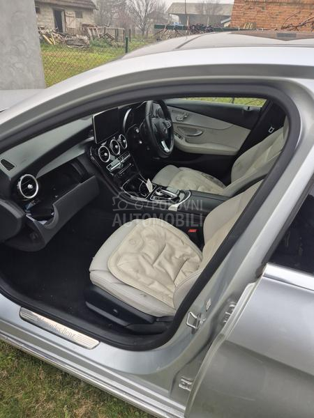 Mercedes Benz C 350e 