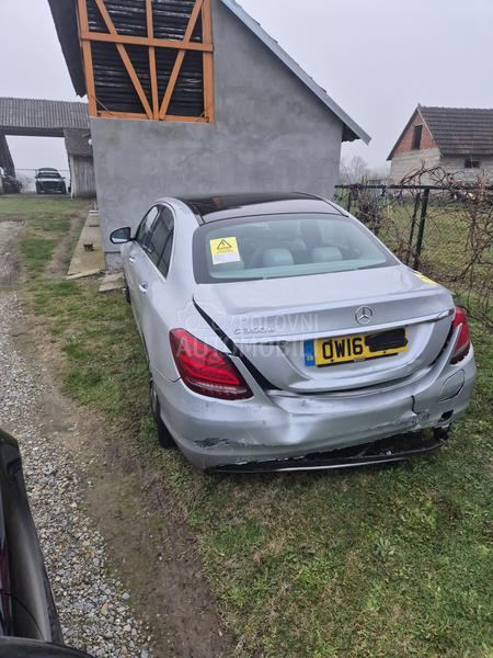 Mercedes Benz C 350e 