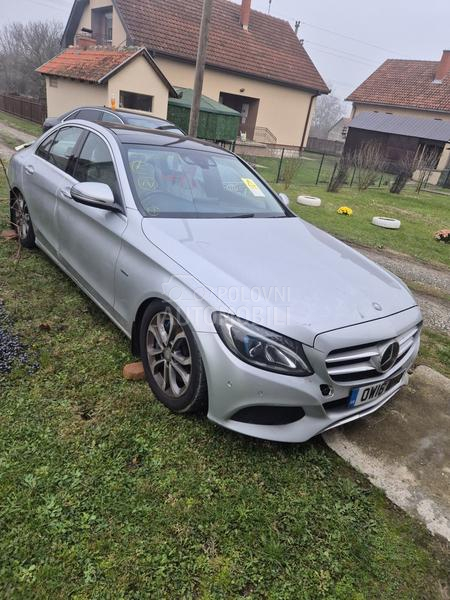Mercedes Benz C 350e 
