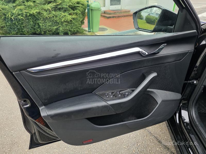 Škoda Octavia 1.0 TSI STYLE