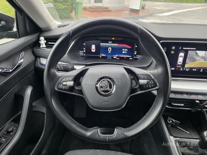 Škoda Octavia 1.0 TSI STYLE