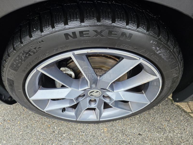 Škoda Octavia 1.0 TSI STYLE