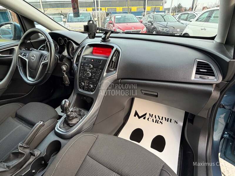 Opel Astra J 1.6 CDTI