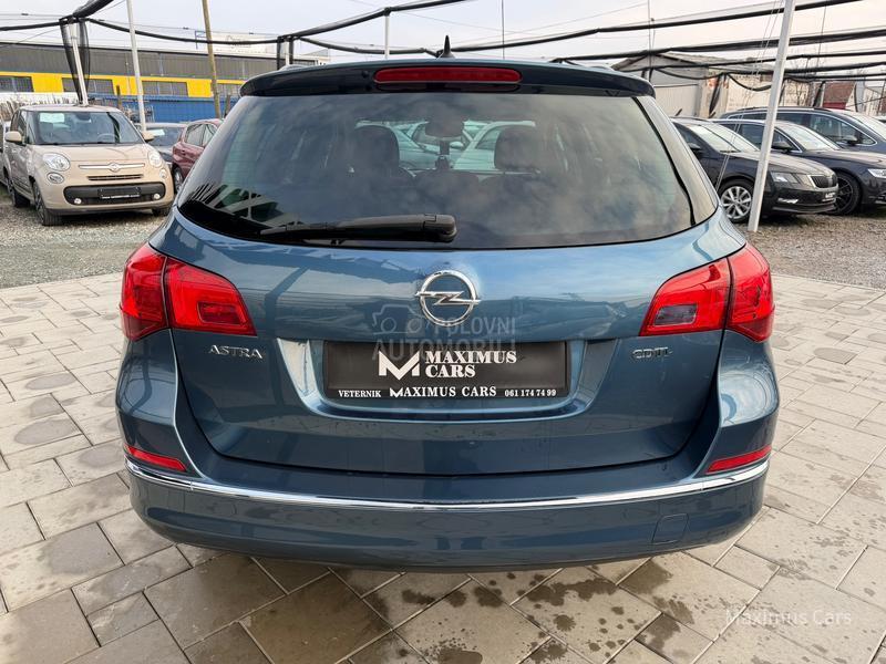 Opel Astra J 1.6 CDTI