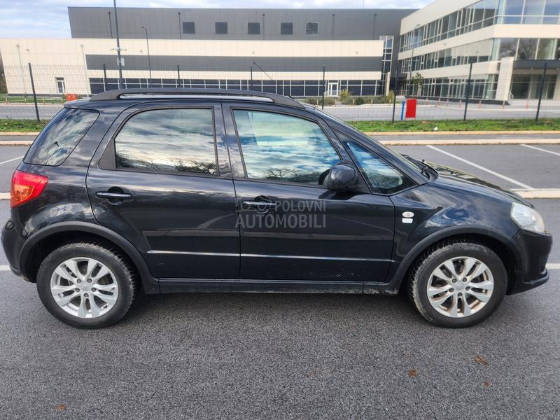 Suzuki SX4 A.u.t.o.m.a.t.i.k