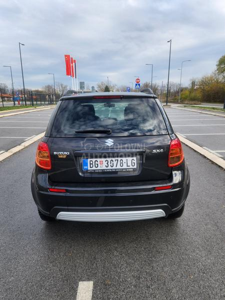 Suzuki SX4 A.u.t.o.m.a.t.i.k