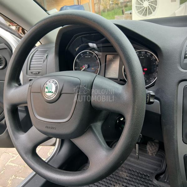 Škoda Octavia 1.6