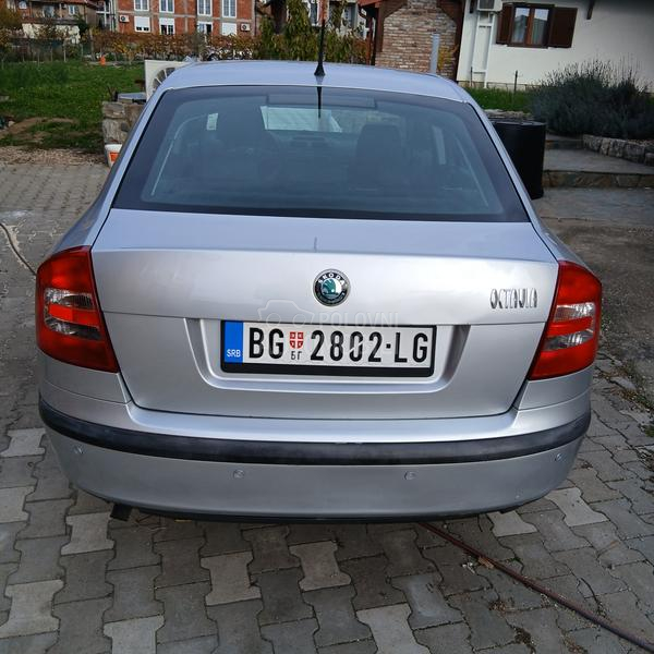 Škoda Octavia 1.6