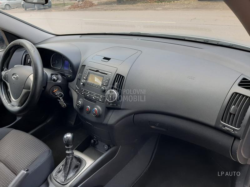 Hyundai i30 1.6 CRDI