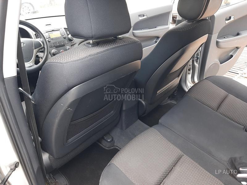 Hyundai i30 1.6 CRDI