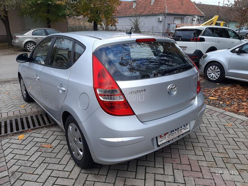 Hyundai i30 1.6 CRDI