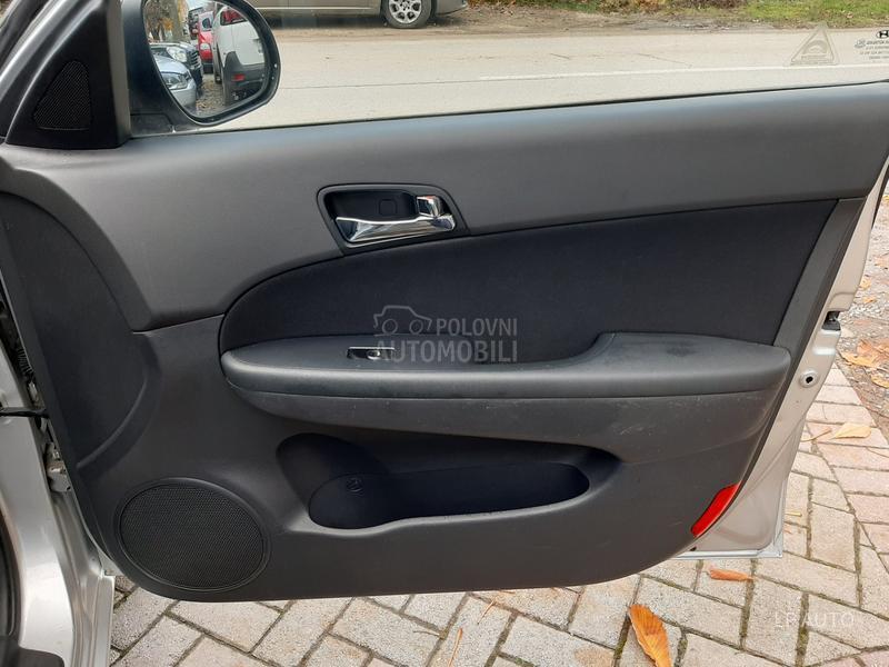 Hyundai i30 1.6 CRDI