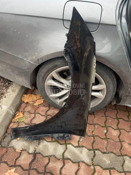 desno krilo orginalno