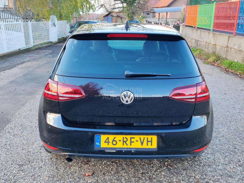 Volkswagen Golf 7 1.6 TDI DSG R-Line