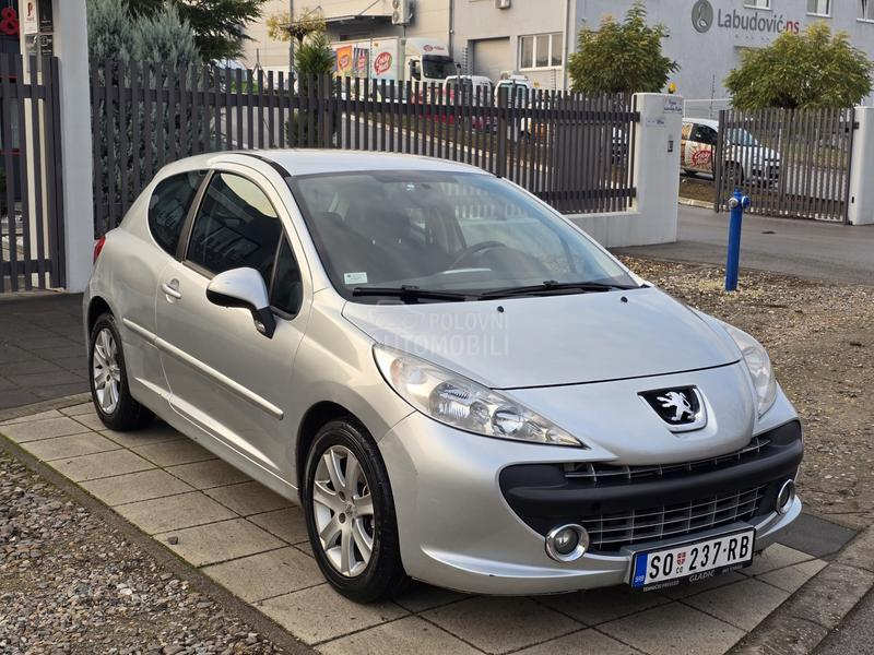 Peugeot 207 1.6