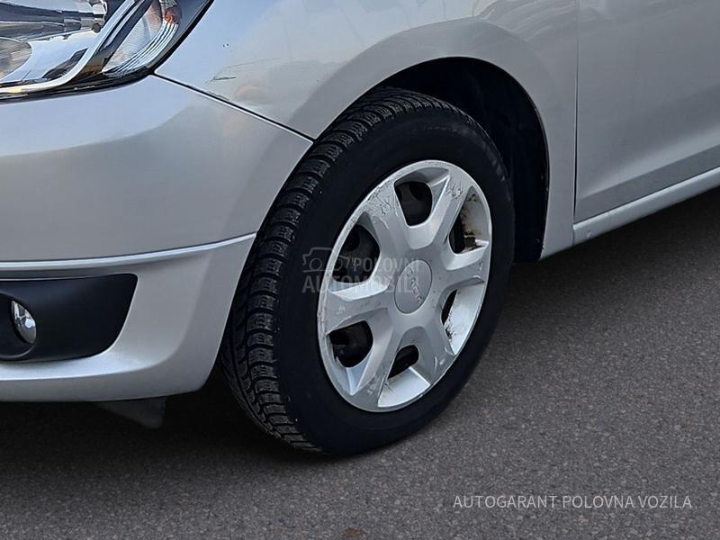 Dacia Sandero LIFE 1.2 16V