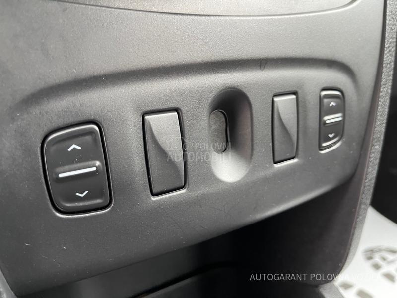 Dacia Sandero LIFE 1.2 16V