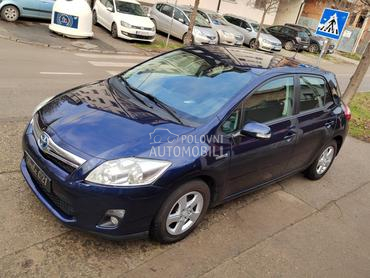 Toyota Auris 1,8 Hybrid