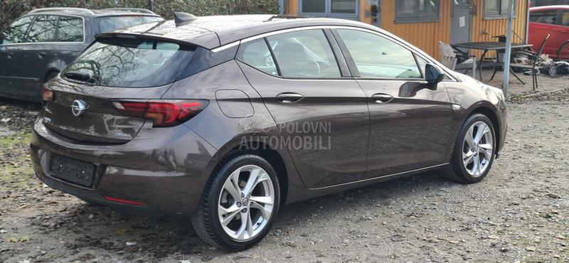 Opel Astra K 1.4 INNOVATION