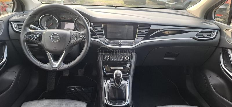 Opel Astra K 1.4 INNOVATION