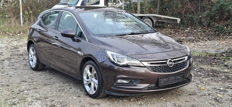 Opel Astra K 1.4 INNOVATION