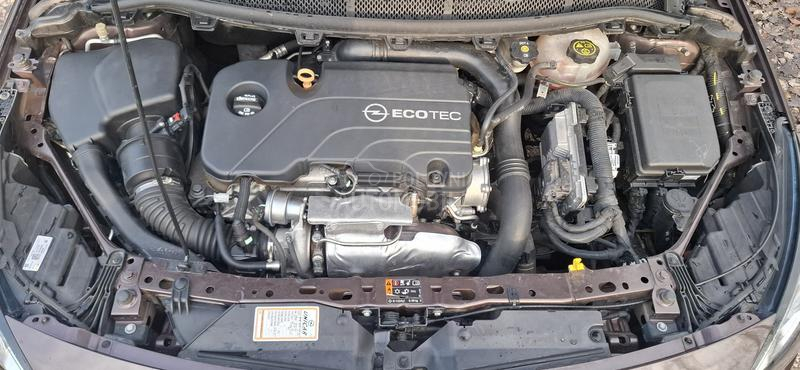 Opel Astra K 1.4 INNOVATION