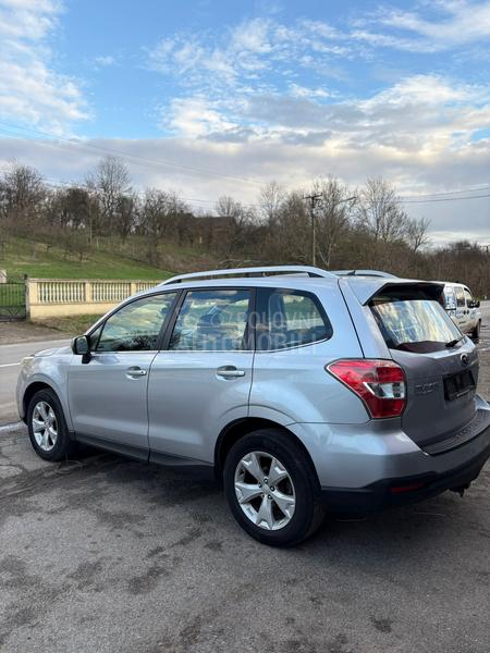 Subaru Forester 2.0i BOXER