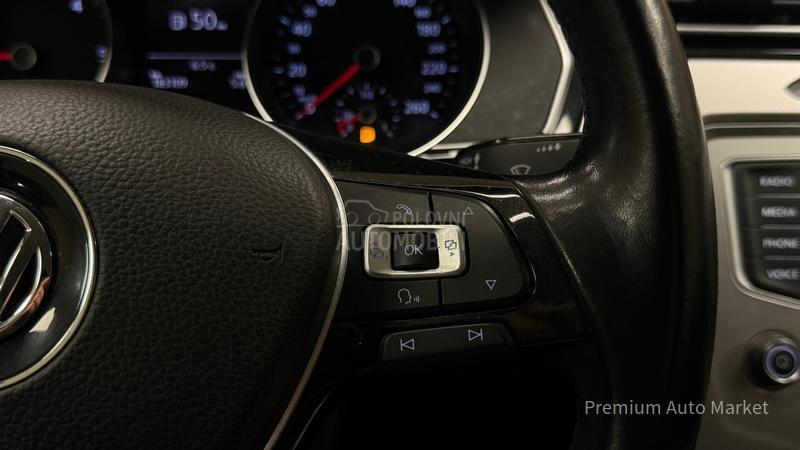 Volkswagen Passat B8 //1.6 TDI//DSG/NOV