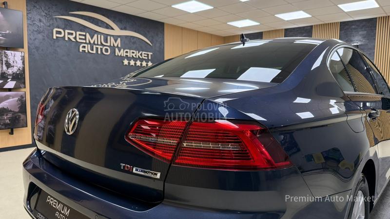 Volkswagen Passat B8 //1.6 TDI//DSG/NOV