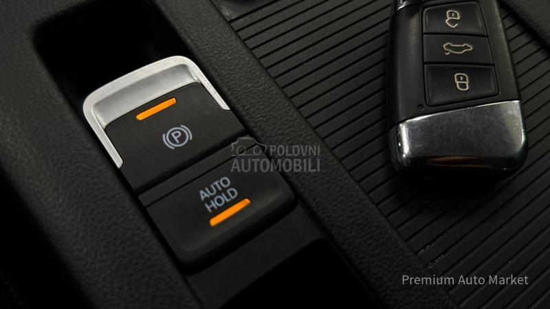 Volkswagen Passat B8 //1.6 TDI//DSG/NOV