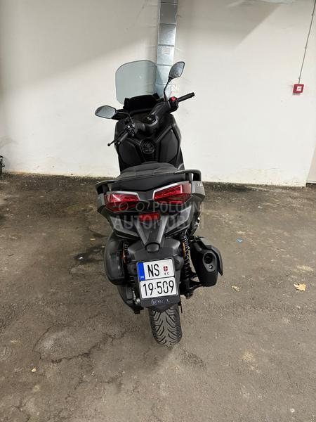 Yamaha XMax 300