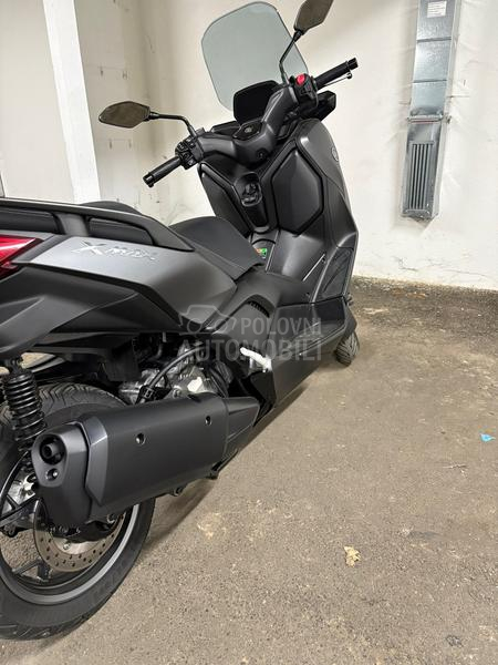 Yamaha XMax 300