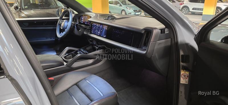 Porsche Cayenne Coupe GTS