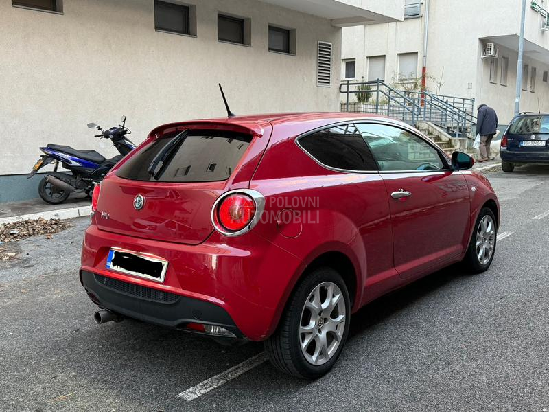 Alfa Romeo MiTo 0.9b