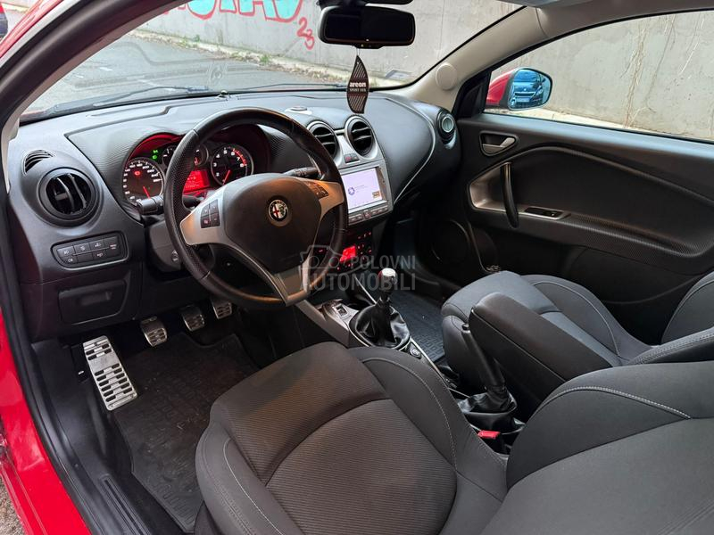 Alfa Romeo MiTo 0.9b