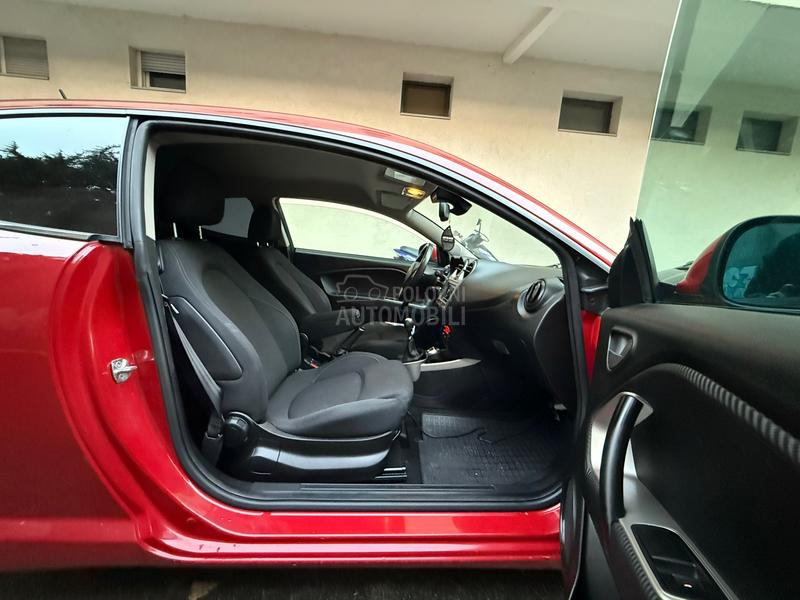 Alfa Romeo MiTo 0.9b