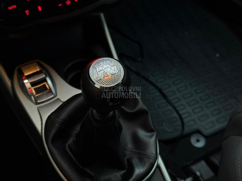 Alfa Romeo MiTo 0.9b