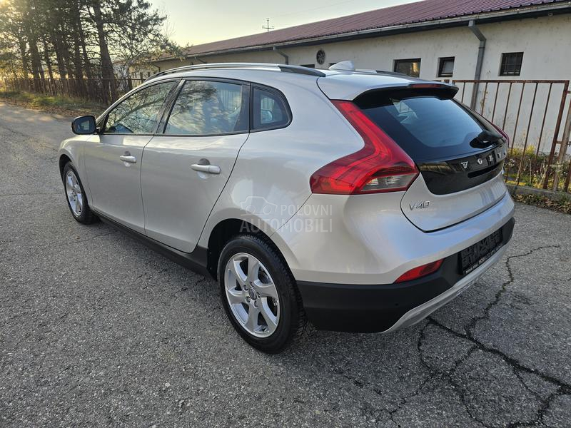 Volvo V40 CROSS COUNTRY 1.6D
